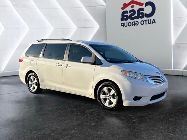 2015 Toyota Sienna 