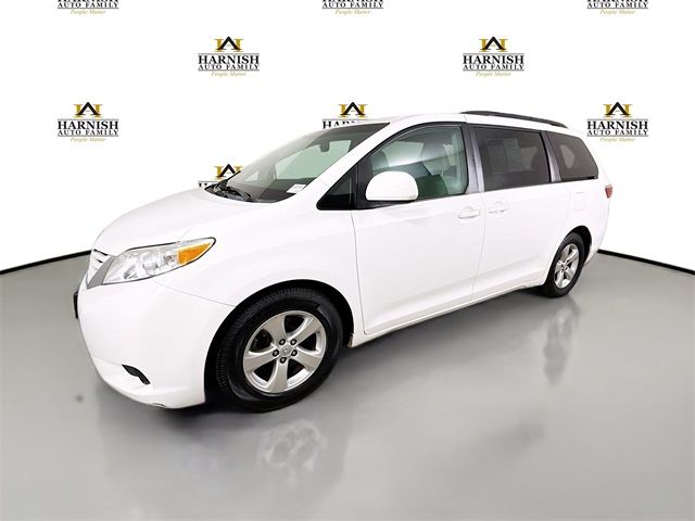 2015 Toyota Sienna 