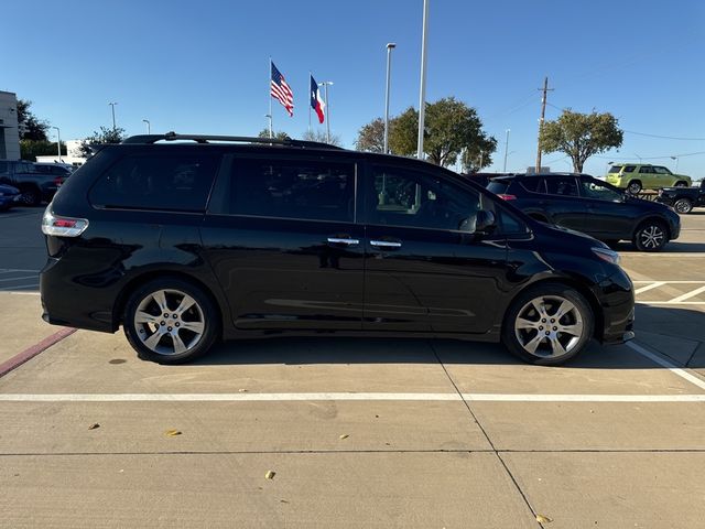 2015 Toyota Sienna 