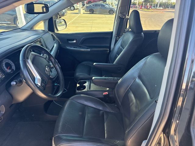 2015 Toyota Sienna 