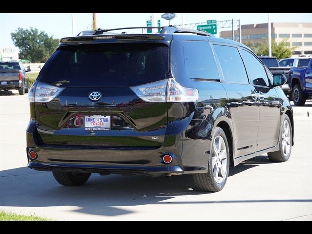 2015 Toyota Sienna 