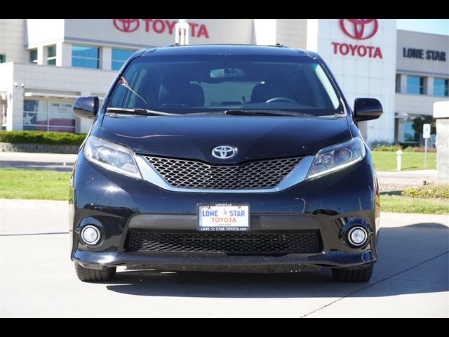 2015 Toyota Sienna 