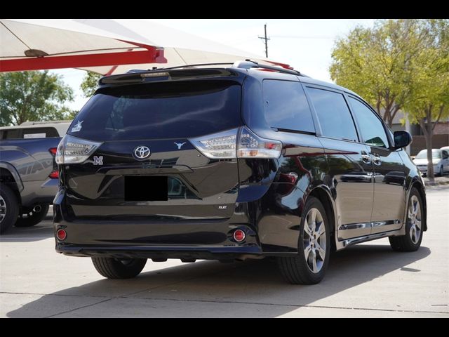 2015 Toyota Sienna 