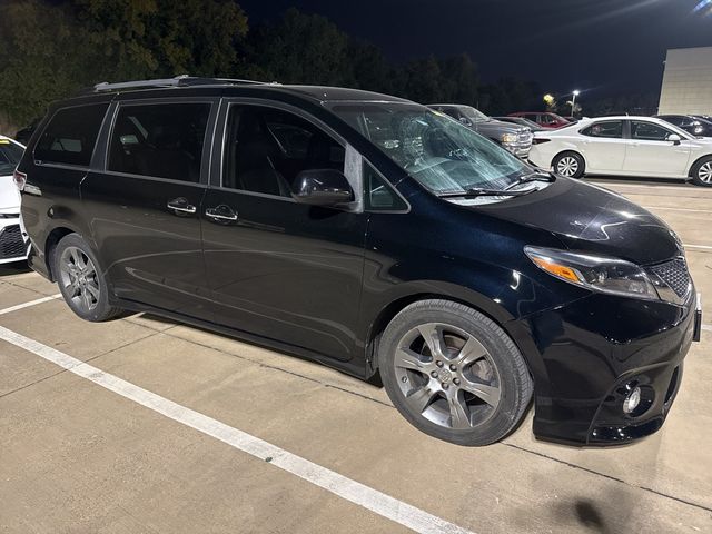 2015 Toyota Sienna 