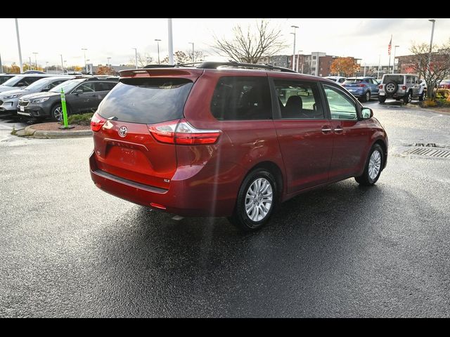 2015 Toyota Sienna 