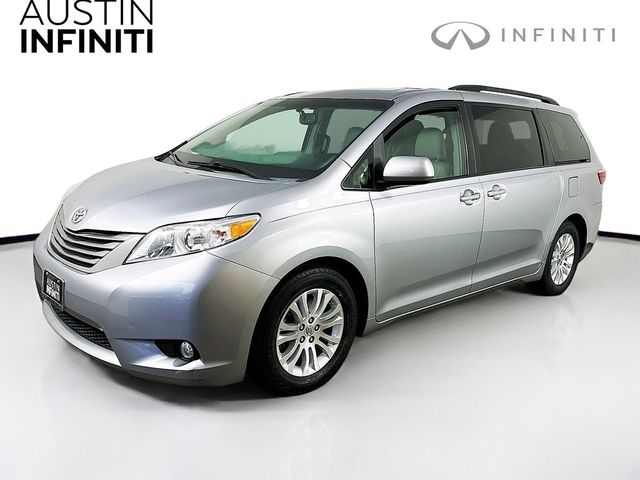 2015 Toyota Sienna 