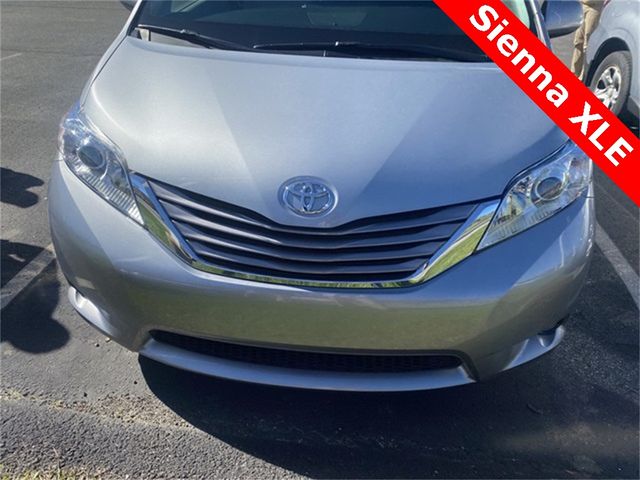 2015 Toyota Sienna XLE