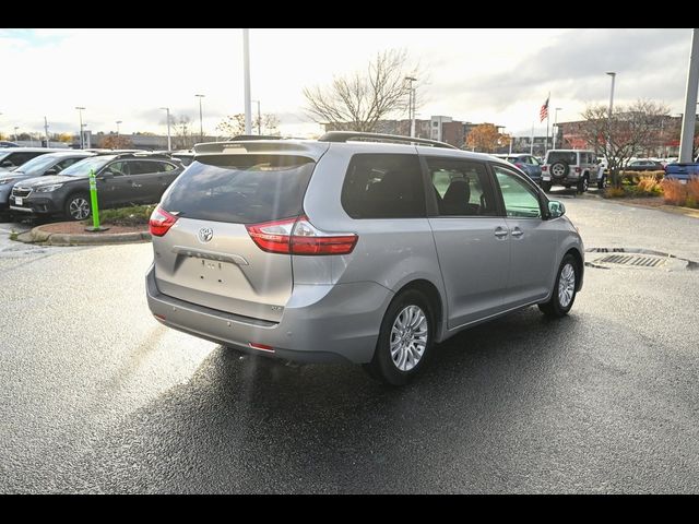 2015 Toyota Sienna 