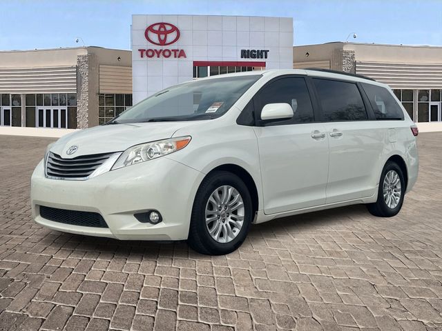 2015 Toyota Sienna XLE