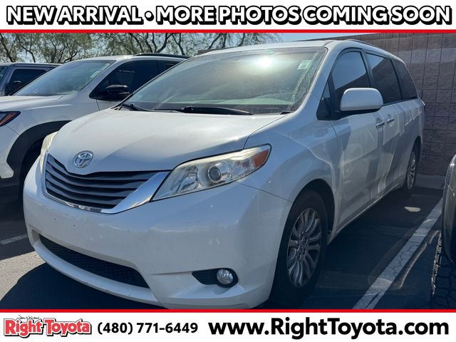 2015 Toyota Sienna XLE