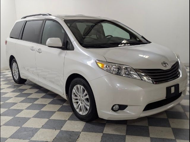 2015 Toyota Sienna XLE Premium