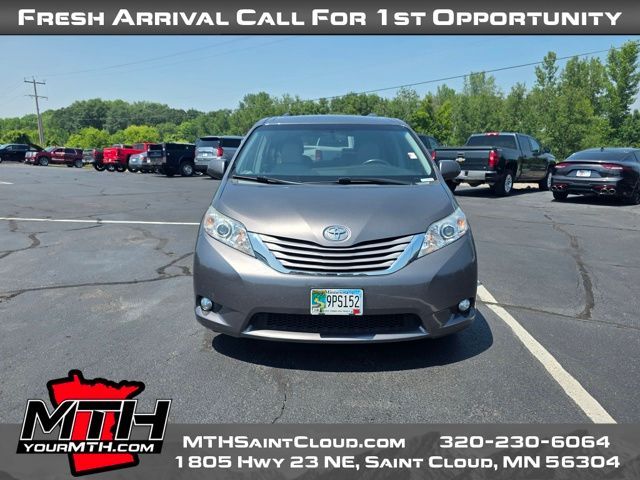 2015 Toyota Sienna 