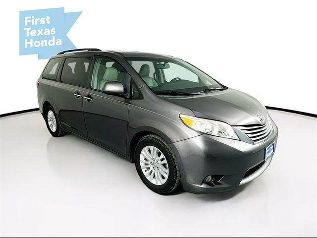 2015 Toyota Sienna XLE