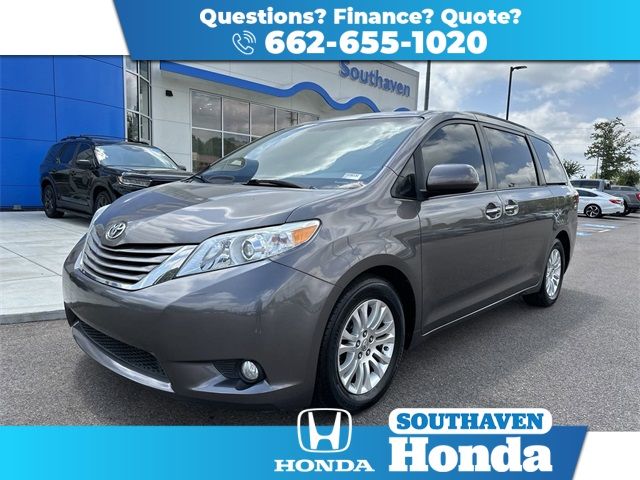 2015 Toyota Sienna 