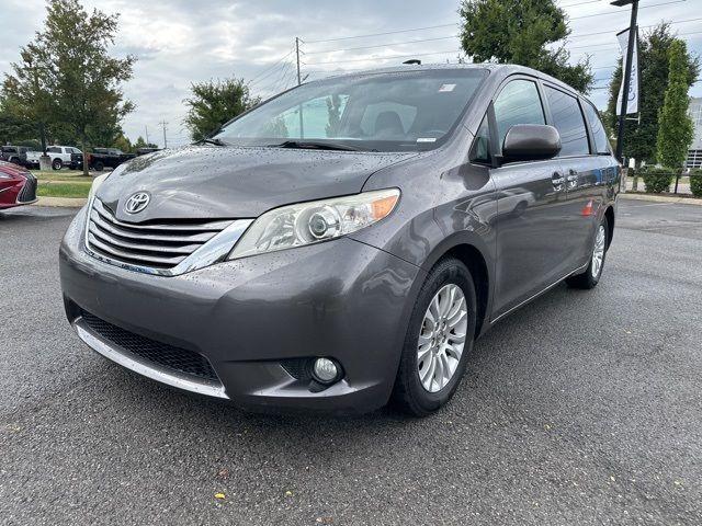 2015 Toyota Sienna XLE