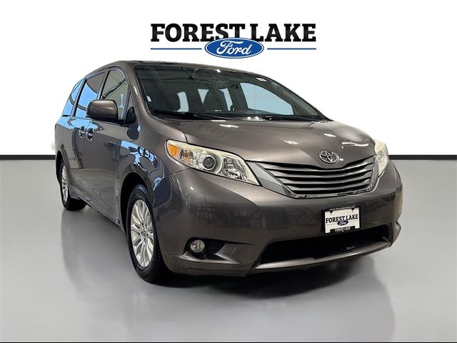 2015 Toyota Sienna 