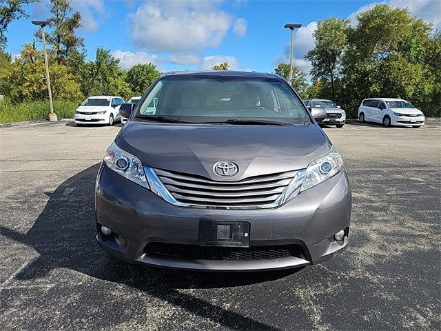 2015 Toyota Sienna XLE