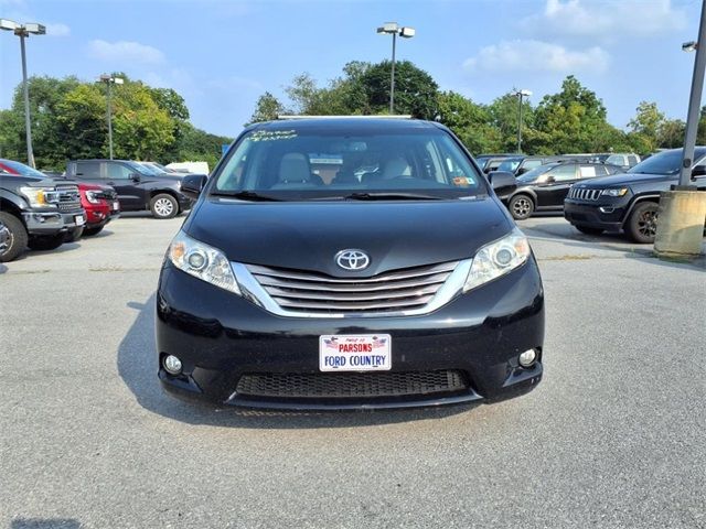 2015 Toyota Sienna 