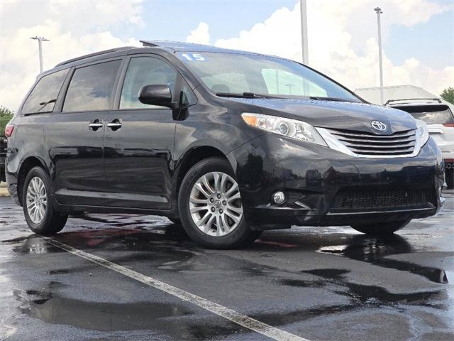 2015 Toyota Sienna 