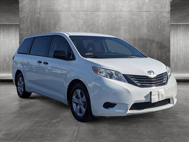 2015 Toyota Sienna L