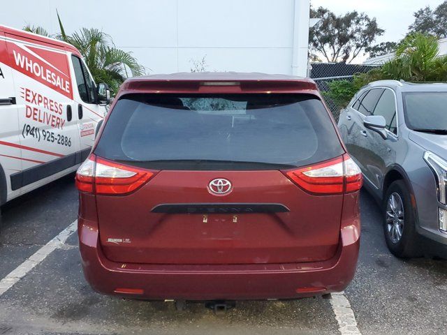 2015 Toyota Sienna L