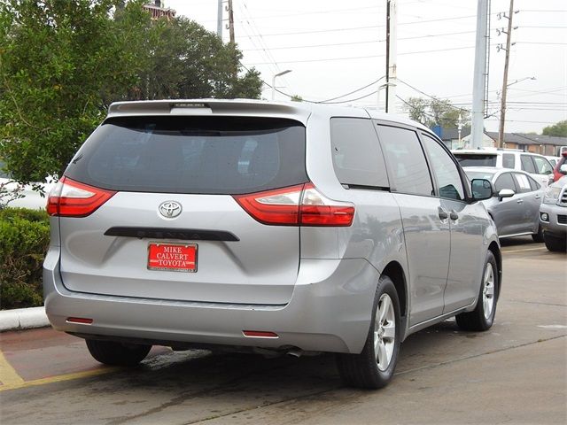 2015 Toyota Sienna L