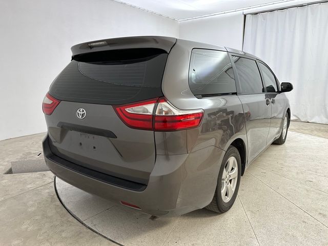 2015 Toyota Sienna L