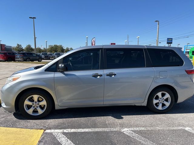 2015 Toyota Sienna L