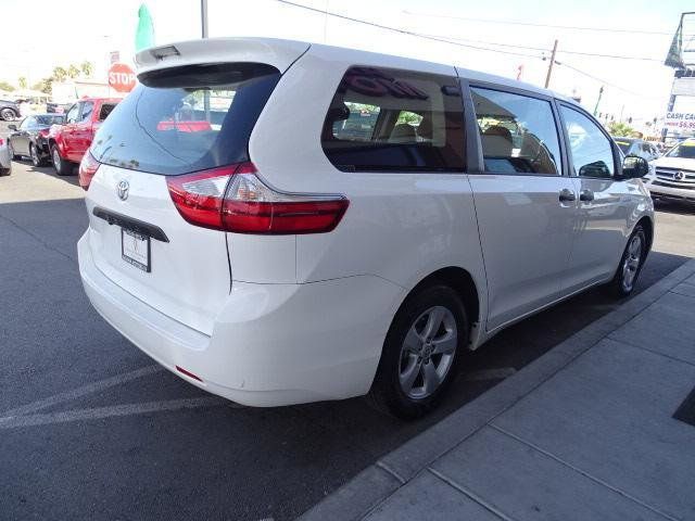 2015 Toyota Sienna L