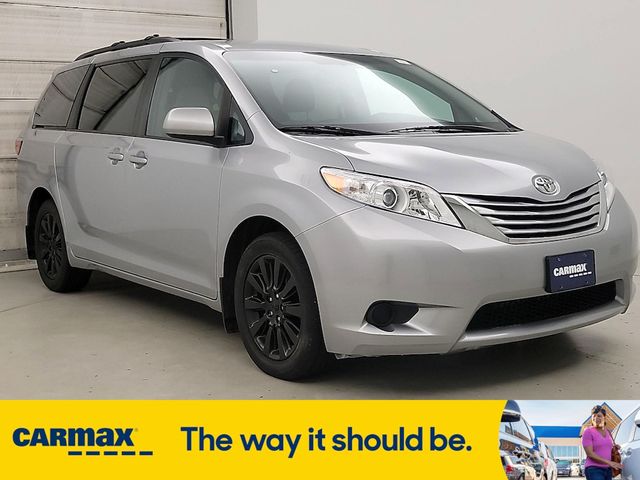 2015 Toyota Sienna LE