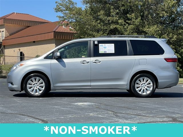 2015 Toyota Sienna LE