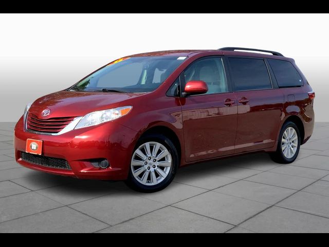 2015 Toyota Sienna LE