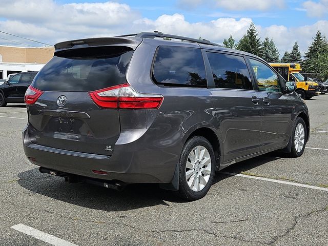 2015 Toyota Sienna LE