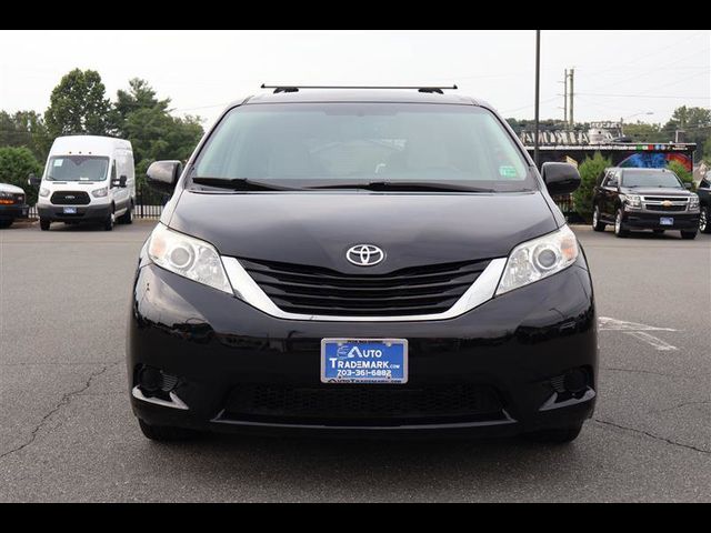 2015 Toyota Sienna LE
