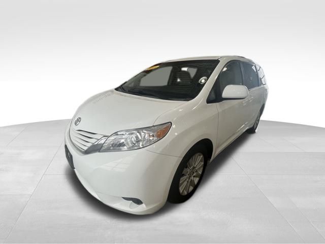 2015 Toyota Sienna LE