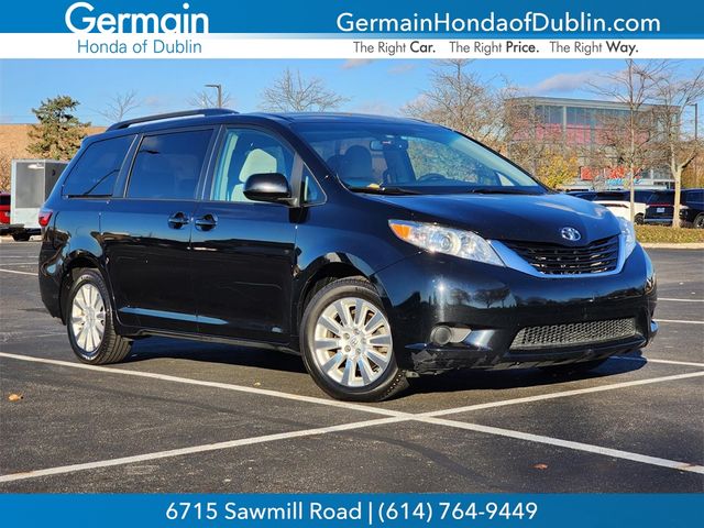 2015 Toyota Sienna LE