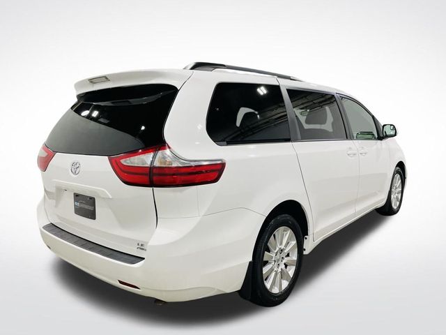 2015 Toyota Sienna LE