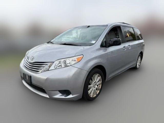 2015 Toyota Sienna LE