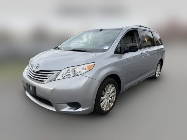 2015 Toyota Sienna LE