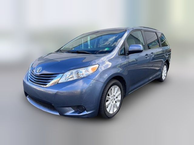 2015 Toyota Sienna LE