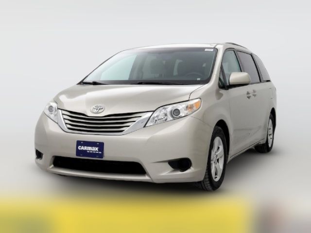 2015 Toyota Sienna LE