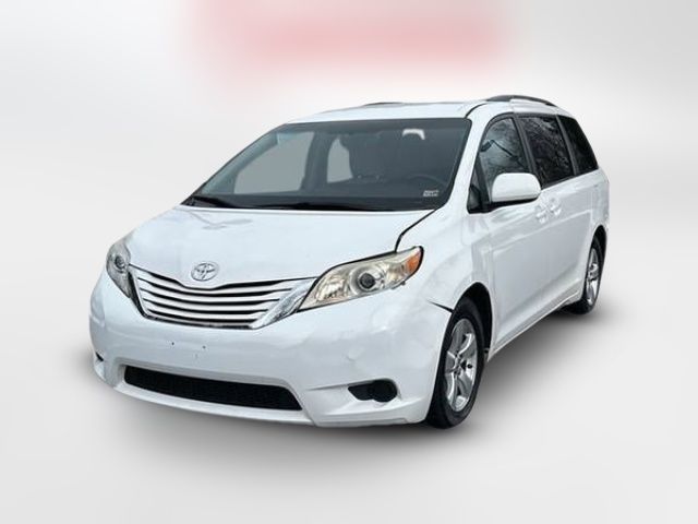 2015 Toyota Sienna LE