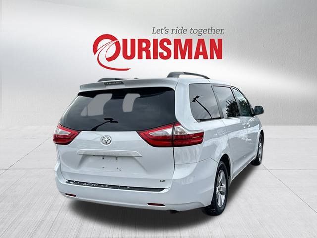 2015 Toyota Sienna LE