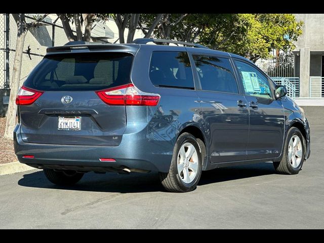 2015 Toyota Sienna LE