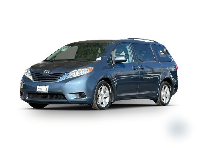 2015 Toyota Sienna LE