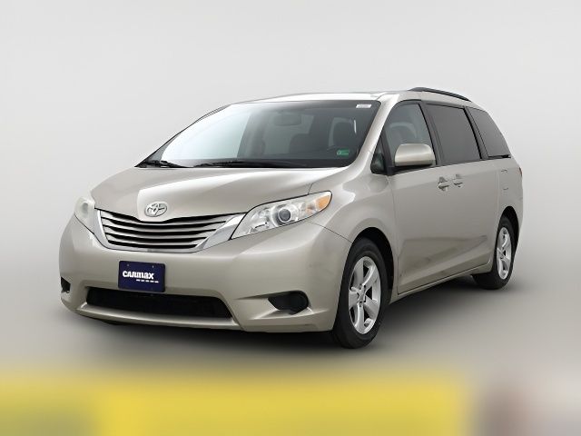 2015 Toyota Sienna LE