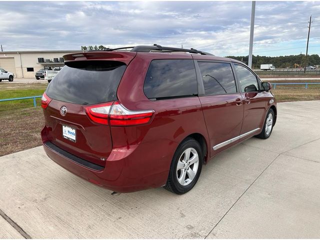 2015 Toyota Sienna LE