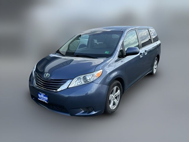 2015 Toyota Sienna LE