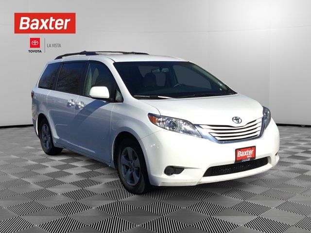 2015 Toyota Sienna LE