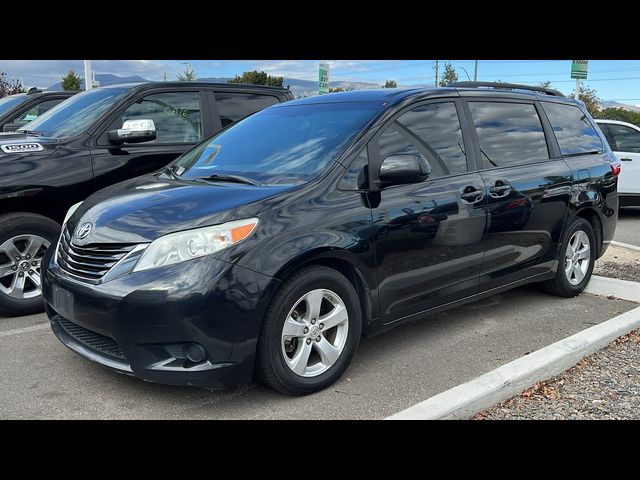 2015 Toyota Sienna LE